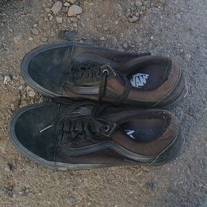 Black vans shoes sz 8